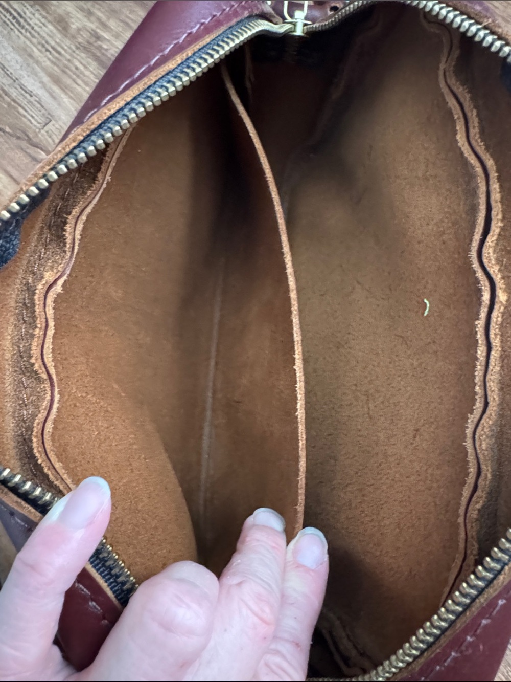 Camera Bag from Portland Leather Goods - Picture 6 of 11